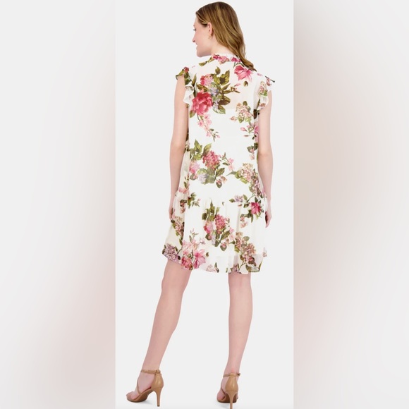 Julia Jordan Flutter Sleeves Pintucked Button Front Whimsical Floral Shift Dress - Picture 8 of 9